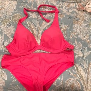 Used Old Navy bikini bathing suit set